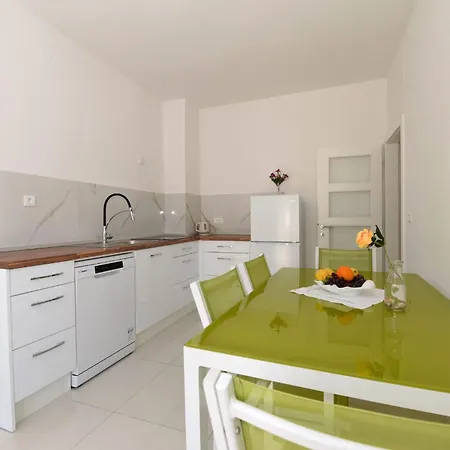 22 Apartament