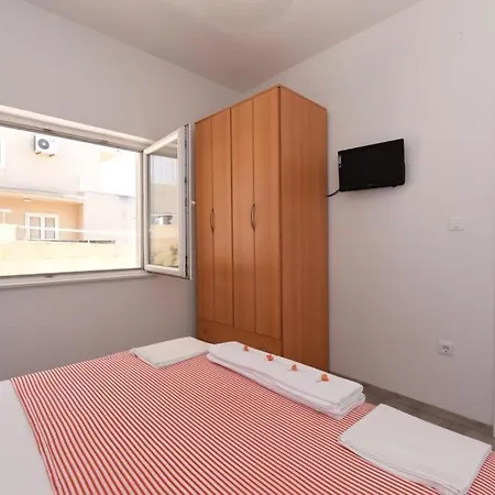 22 Makarska