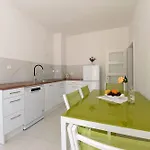 22 Apartment